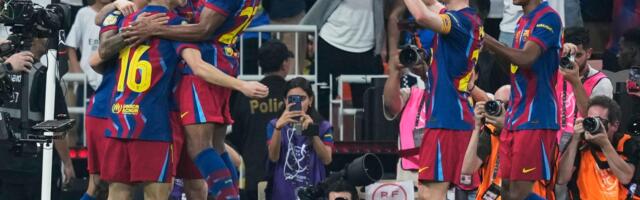 Spektakl u Džedi: Barseloni prvi trofej sezone (VIDEO)