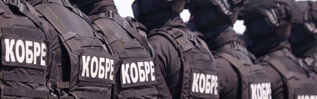 Koliku platu primaju Kobre?