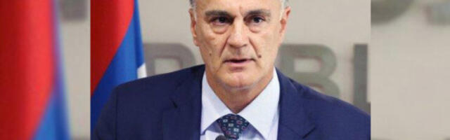 Каран у предности над Бланушом