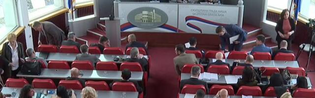 Novi predsednik Skupštine Niša socijalista Darko Nikolić, svi opozicioni odbornici bojkotovali sednicu