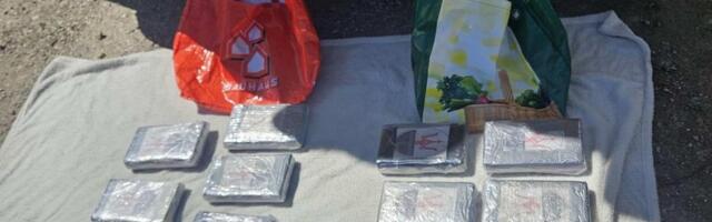 VELIKA ZAPLENA KOKIANA KOD MLADENOVCA! U kamionu nađena droga vredna milione, uhapšene tri osobe
