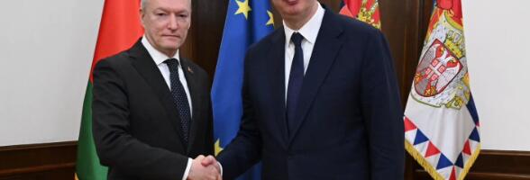 VUČIĆ SE SASTAO SA MALINOVSKIM: Sadržajan razgovor o unapređenju saradnje naših zemalja u oblastima obrazovanja, kulture, sporta, ekonomije i drugim sferama