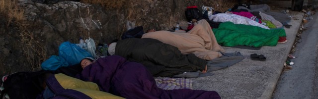 GRČKI MINISTAR: Hoćemo fer raspodelu migranata ili sve propada