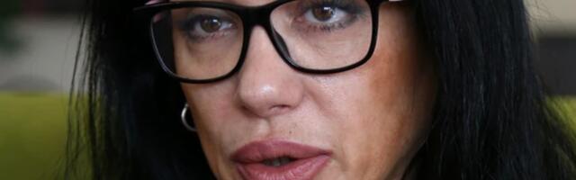 "Lep si Cig..., a jesi li pismen?" Oženjeni pevač se udvarao Vendi