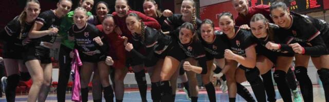 Duel za vrh tabele: Rukometašice Radničkog dočekuju lidera Vojvodinu u hali "Jezero"