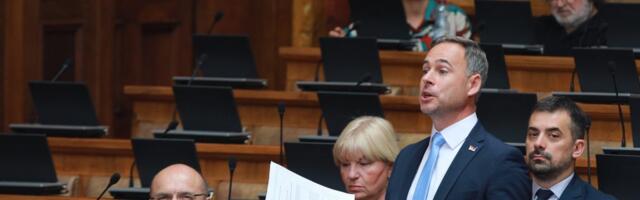 Aleksić: Korektno izlaganje premijera, možda ima dobre namere, ali je prihvatio da bude marioneta