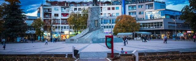 Završen protest u Kraljevu: Sutra ponovo ispred Skupštine grada