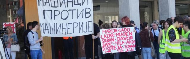 Švajcarci pišu: Ako EU ne promeni stav, nestaće energija demokratskih protesta u Istočnoj Evropi