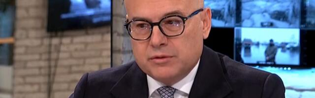 "LICE MRŽNJE! BAŠ TA EKSTREMNA POLITIČKA ORGANIZACIJA JE PRIZIVALA VOJNI PUČ" Vučević: Nasilje opozicije pokazuje kako bi Srbija izgledala da oni dođu na vlast