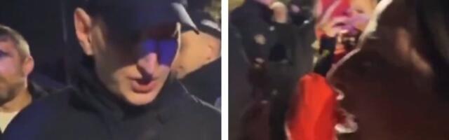 (VIDEO) Ne znam da li koristite odgovarajuću terapiju, ali ste mnogo nervozni: Policajac vratio blokaderku na fabrička podešavanja