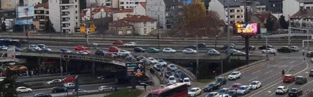 Kreće novogodišnji kolaps: Ove deonice zaobiđite (FOTO)