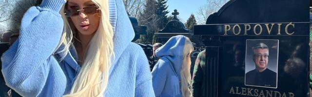 KARLEUŠA NA GODIŠNJICU SAŠI POPOVIĆU DOŠLA SA KAPULJAČOM NA GLAVI: Slomila se u zagrljaju udovice Suzane (FOTO/VIDEO)