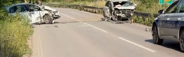 Potresan prizor: Težak udes kod Malče (VIDEO)