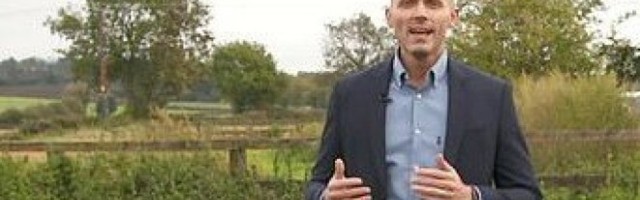 (FOTO) Profesor se pojavio u jutarnjem programu, ali niko nije slušao šta priča: POGLEDAJTE SLIKU I SVE ĆE VAM BITI JASNO