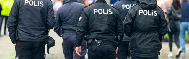 Erdogan udario na medije: Dva novinara privedena zbog kritike vlasti