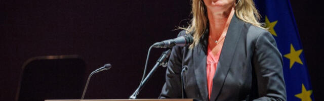 Ослобођени Федерика Могерини и Стефано Санино