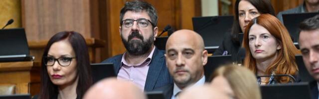Lazović (ZLF): Vučićeva odluka da se ne ide u Brisel šamar u lice građana Srbije