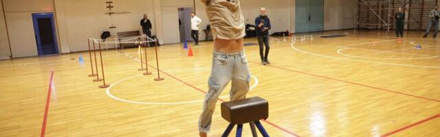 EXATLON - Cecin frizer došao na poligon u papučama i farmerkama: Izuo se i pokidao (VIDEO)