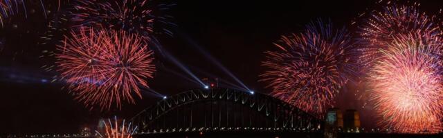 Nova godina stigla u Australiju! Pogledajte veličanstveni vatromet kod Opere! (VIDEO)
