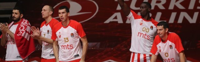 POLUVREME: Barselona - Crvena zvezda