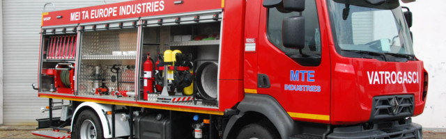 Domaće vatrogasno vozilo na Renault Trucks D16 4×2 270 šasiji