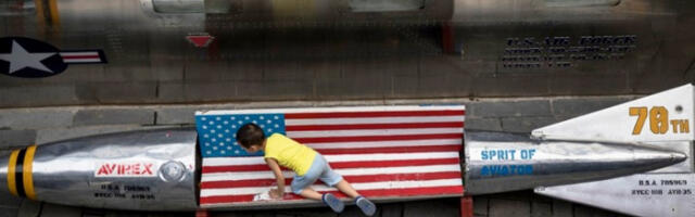 Производња у САД опада девети месец заредном