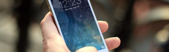 iPhone star 12 godina dobio ažuriranje – i nije jedini!