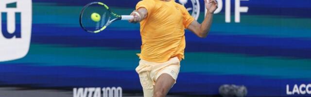 (VIDEO) Karlos Alkaraz neočekivano eliminisan sa mastaersa u Majamiju