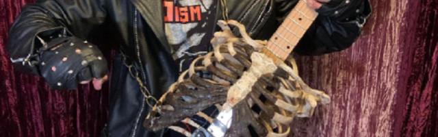 Čovek nije želeo da sahrani svog preminulog strica, pa je od kostura je napravio električnu gitaru!