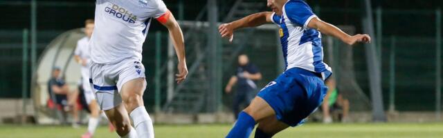 Dobar fudbal u Staroj Pazovi: Tresle se prečka i stative, mreža dva puta