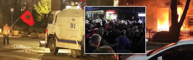 Haos u Tirani: Albanci zasuli Molotovljevim koktelima vilu Envera Hodže, traže glavu Edija Rame!