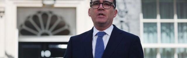 Novi gospodar Dauning strita: Ko je Endi Barnam, čovek koji je preuzeo fotelju premijera Britanije?