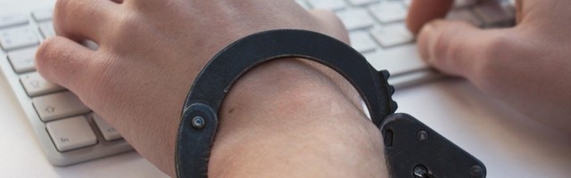 NEMA VIŠE "JUNAČENJA" IZA LAŽNIH NALOGA: Sud doneo odluku, ZBOG DRUŠTVENIH MREŽA OD SADA SE MOŽE I U ZATVOR!