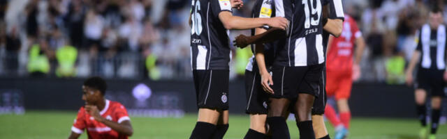 SPARTAK - PARTIZAN Odlično poluvreme crno-belih na severu zemlje, 0:2