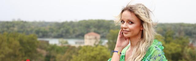 "AKO ODEŠ NA VEČERU, SLEDI USLUGA ZA USLUGU" Glumica iskreno o nepristojnim ponudama: "Bilo je teško, ali nisam plakala"