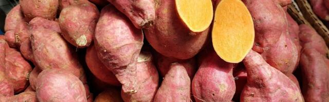 Greška koju mnogi prave u kuhinji: Nikada ne čuvajte slatki krompir pored ove dve namirnice