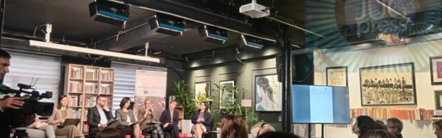 Pad medijskih sloboda i bezbednosti