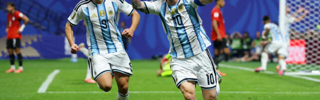 Tresla se svlačionica Argentine: Isplivao snimak ludnice, obilazi svet (VIDEO)
