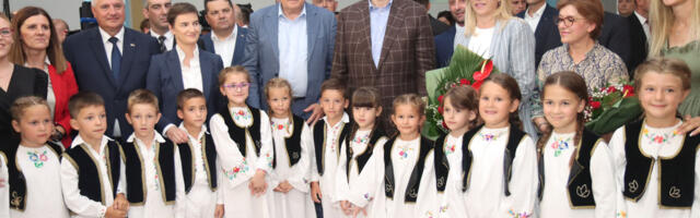 Vučić: Nastavićemo da ulažemo u Republiku Srpsku i niko nas ne može sprečiti u tome