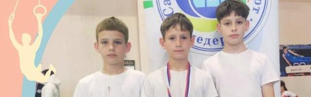 DUŠANU BRONZA NA MEĐUOKRUŽNOM TAKMIČENjU: Veliki podstrek za učenike paraćinske OŠ „Radoje Domanović“ (FOTO)