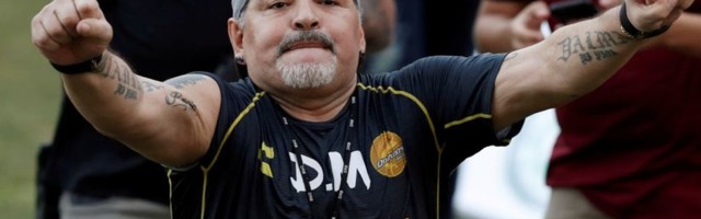 Argentinski fudbal se vraća na Maradonin rođendan: El Pibe ipak na klupi Himnasije na premijeri Liga kupa