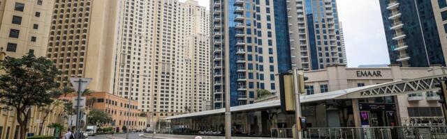 DUBAI ZATVARA NAJPOZNATIJI TURISTIČKI OBJEKAT! Zgrada razorena zbog rata u Iranu, evo šta će biti sa njom