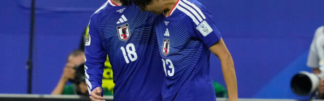 Neverovatan trik japanskog selektora - podigao broj 1, a onda je usledio gol