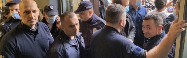 Advokati demonstranti upali u Vrhovni kasacioni sud u Beogradu