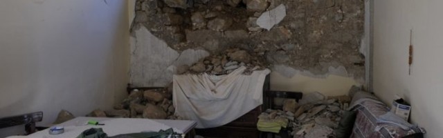 Prvi snimci posle zemljotresa na Kritu, stanovnici panično napustili domove /VIDEO/