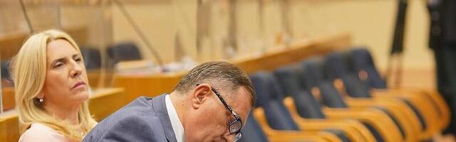 Zašto će Dodik dobiti četvrtog delegata: Predstava za javnost i tajno glasanje