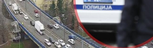 UDARIO DEČAKA I POBEGAO! Stravična saobraćajna nesreća kod Plavog mosta, automobil završio na krovu! (VIDEO)