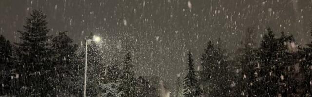 APRIL KAO JANUAR! U ovim delovima Srbije do 20 cm snega, a evo gde će pasti čak do 50 litara kiše