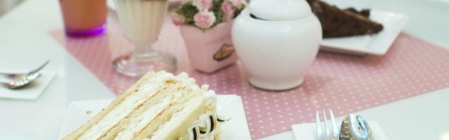 Recept za starinsku Belu tortu - desert koji se u Pešti služio plemićima