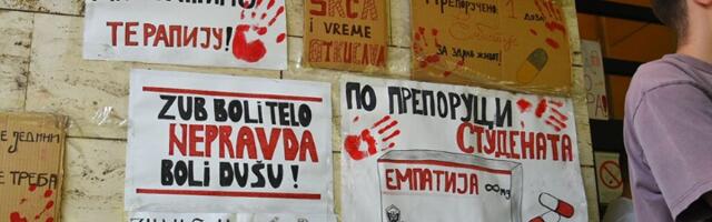 Studenti Medicinskog fakulteta blokirali bulevar i ušli u Kliniku za stomatologiju